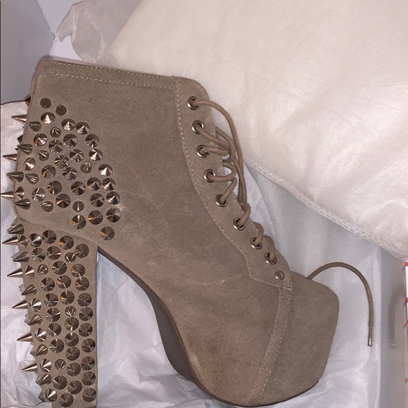 Jeffrey Campbell x Ann- Kathrin Kuhn - Picture 4 of 8